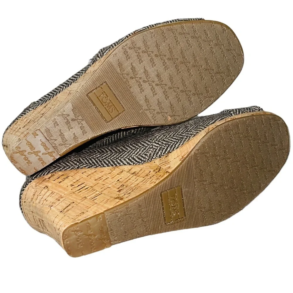 Toms Brown Metallic Herringbone Wedge
